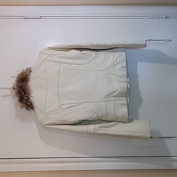 Andrew Mark Leather Coyote Fur Jacket Size  XS - Picture 2 of 16